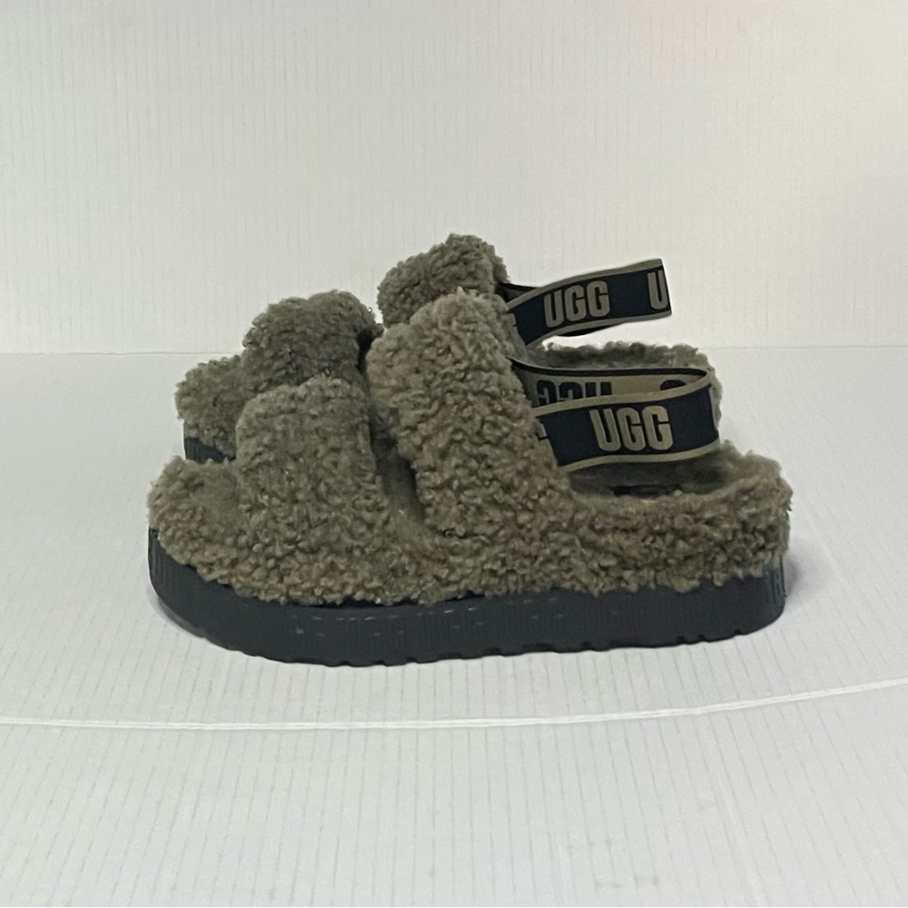 UGG OH! Fluffita Shearling Platform Sandals - Picture 3 of 9